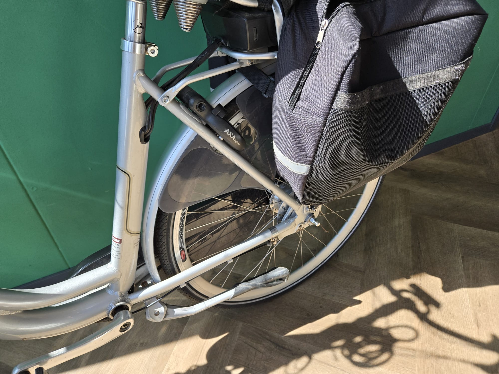 Pro-Ebike met slechts 3300 km, lage instap en gratis thuisbezorgd - Image 2