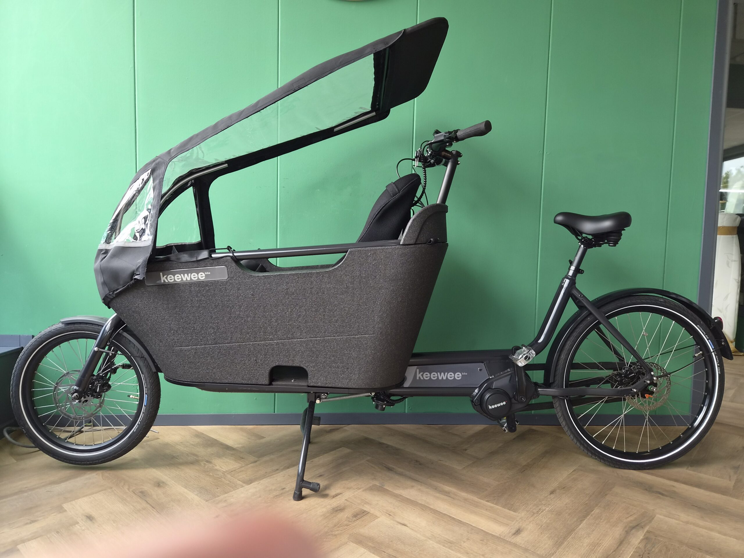 Nagelnieuwe Keewee electrische bakfiets (68 km op de klok), deze wil je! Gratis thuisbezorgd. - Image 2